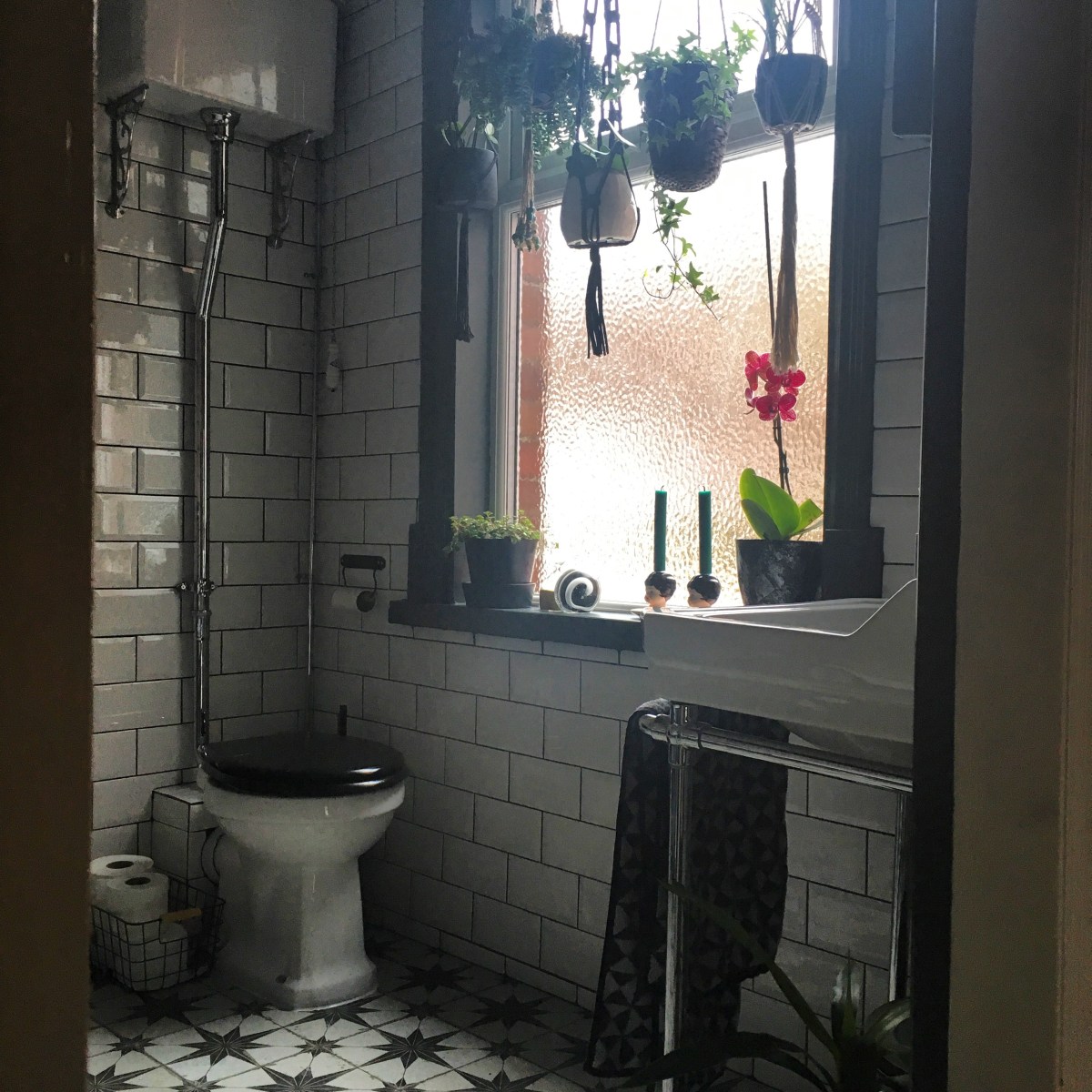 4247E8B2-7854-4489-AB7B-21FF7531FA33